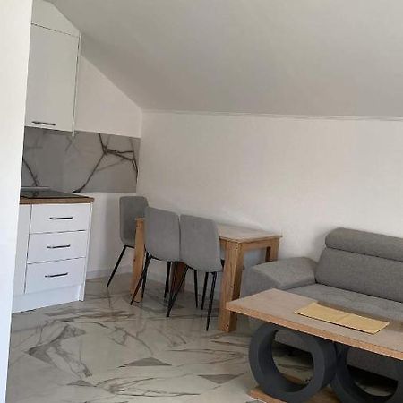 Apartman Zepce Bagian luar foto