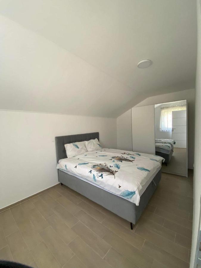 Apartman Zepce Bagian luar foto