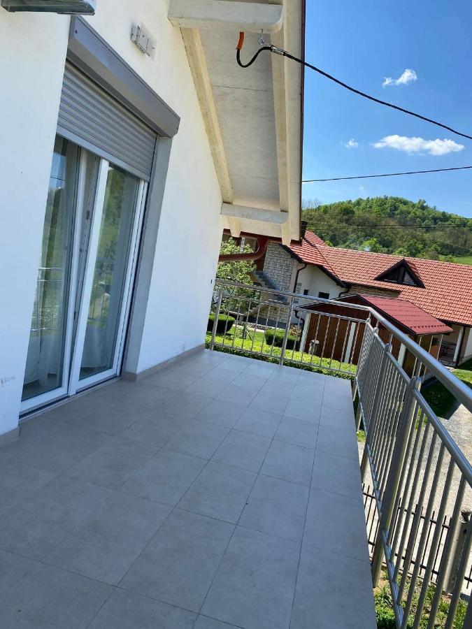 Apartman Zepce Bagian luar foto